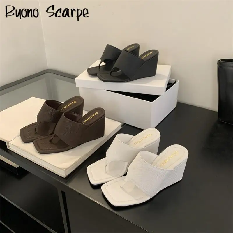 

Модельер 2025 года, женские сандалии на высоком каблуке с открытым носком на танкетке, однотонные уличные тапочки, популярная сексуальная женская обувь в западном стиле