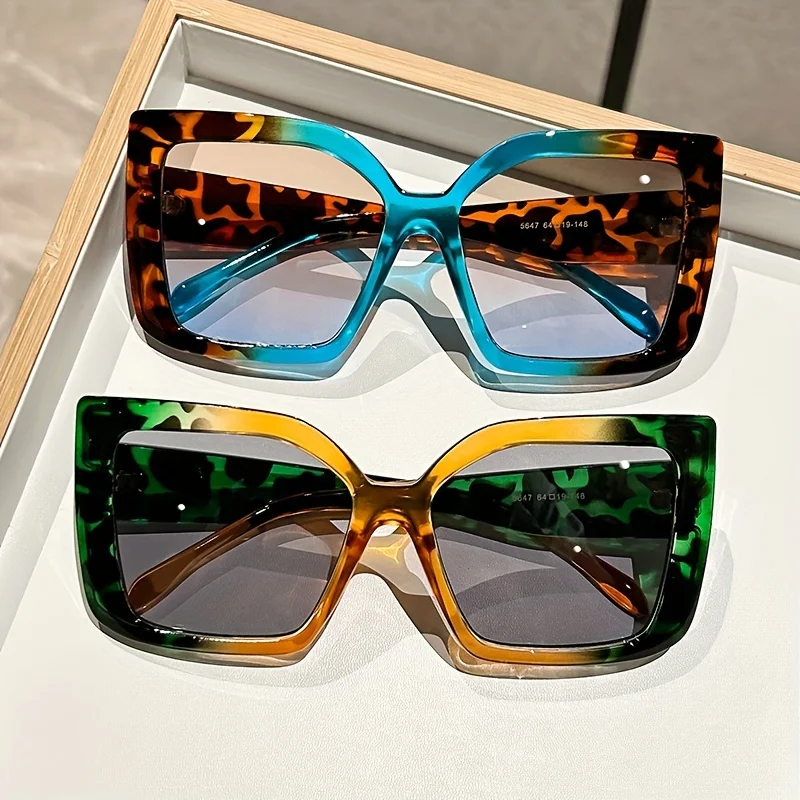 Oversized Square Fashion Fashion Glasses with Gradient Lenses - Chic Tortoiseshell & Leopard Print Frames Anti-Glare PC Material image 3