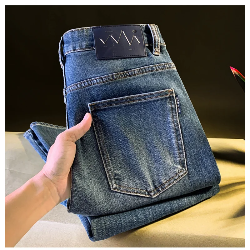 

Осенние элитные мужские джинсы 2025 года, новые свободные висячие прямые потертые повседневные универсальные брюки в Корейском стиле