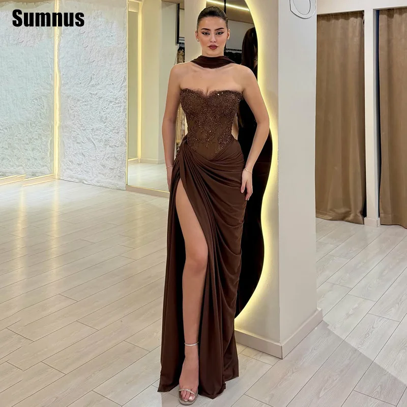 Sumnus Elegante Meerjungfrau-Abendkleider, braune Applikationen, Spitze, hoher Seitenschlitz, Falten, Maxi-Abschlussballkleid, Partykleid 2026, maßgeschneidert