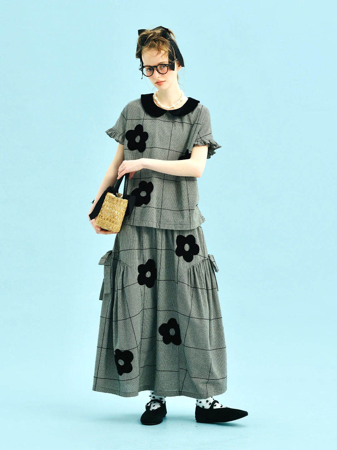 2025 ฤดูร้อนผู้หญิงเงาดอกไม้ Midi กระโปรงสีเทา Checkered เอวด้านข้างโบว์รีสอร์ท-to-Office อเนกประสงค์ชุด 255010