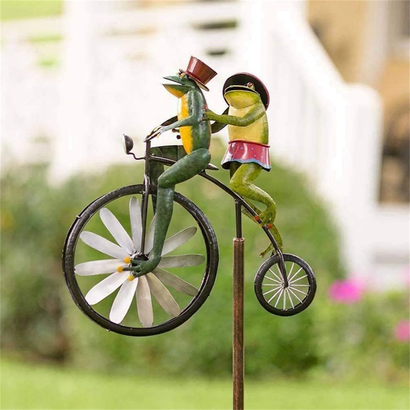 Vintage Bicycle Wind Spinner Metal Wind Spinner Animal Motorcycle Windmill Frog Riding Motorcycle For Yard And Garden Decoration