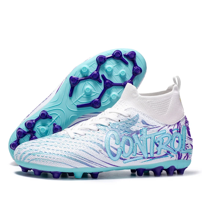 Clean simple soccer shoes flexible soft upper anti-slip multi-field sole sweat lining unisex artificial grass training boots