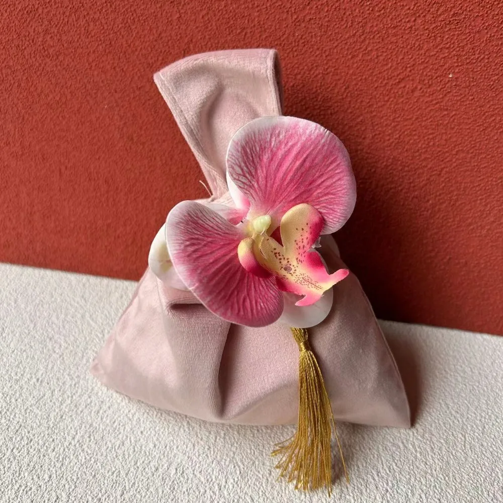 

Tassel Velvet Knot Handbag Vest Shape Tope Handle Flower Wrist Bag Jewerly Packing Bag Storage Bag Festive Sugar Bag Festival