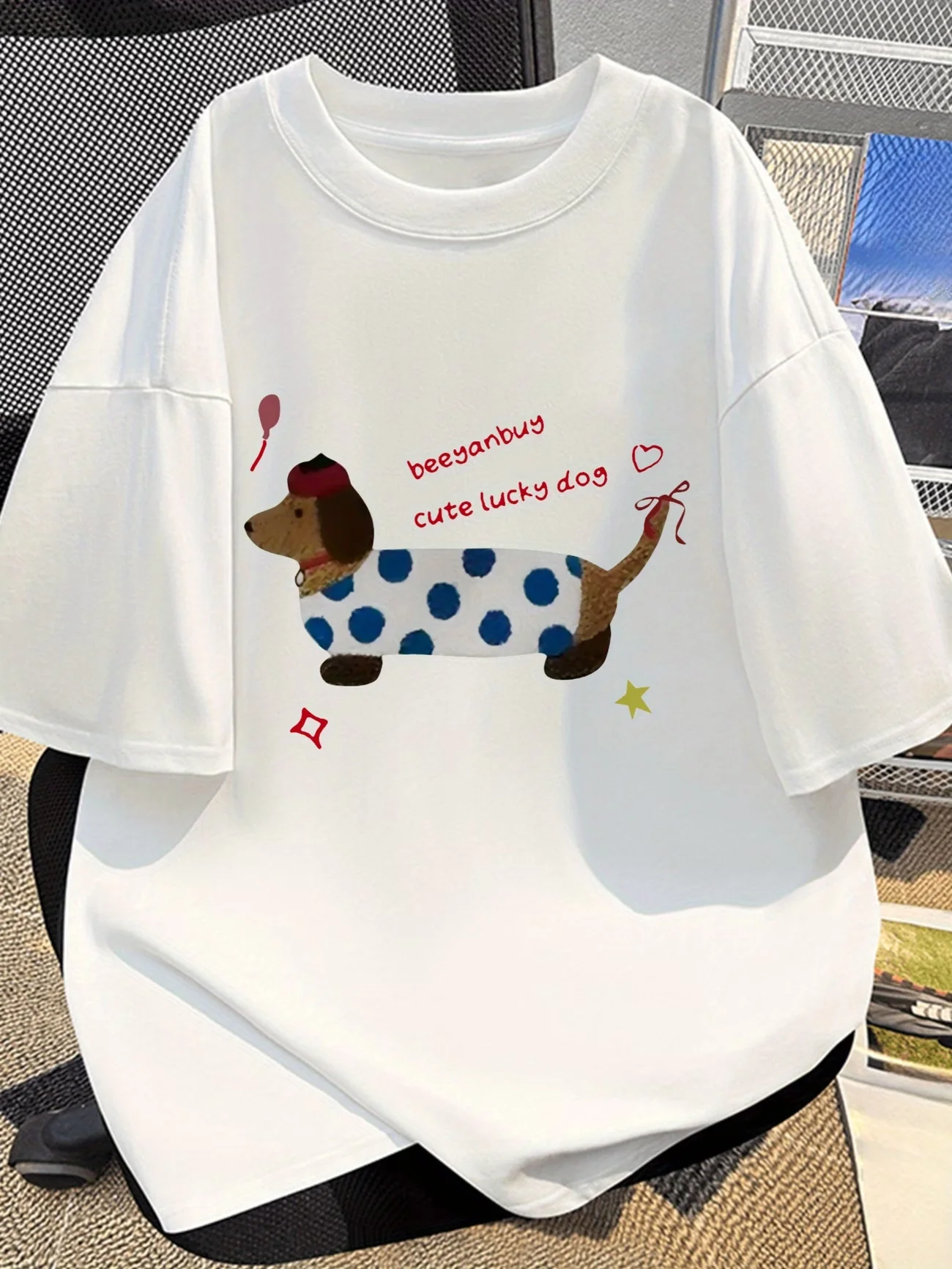 Cute Dachshund Graphic T-Shirt Funny Lucky Dog Print Tee Humorous Animal Summer Short Sleeve Top Unisex Casual Loose Tshirt