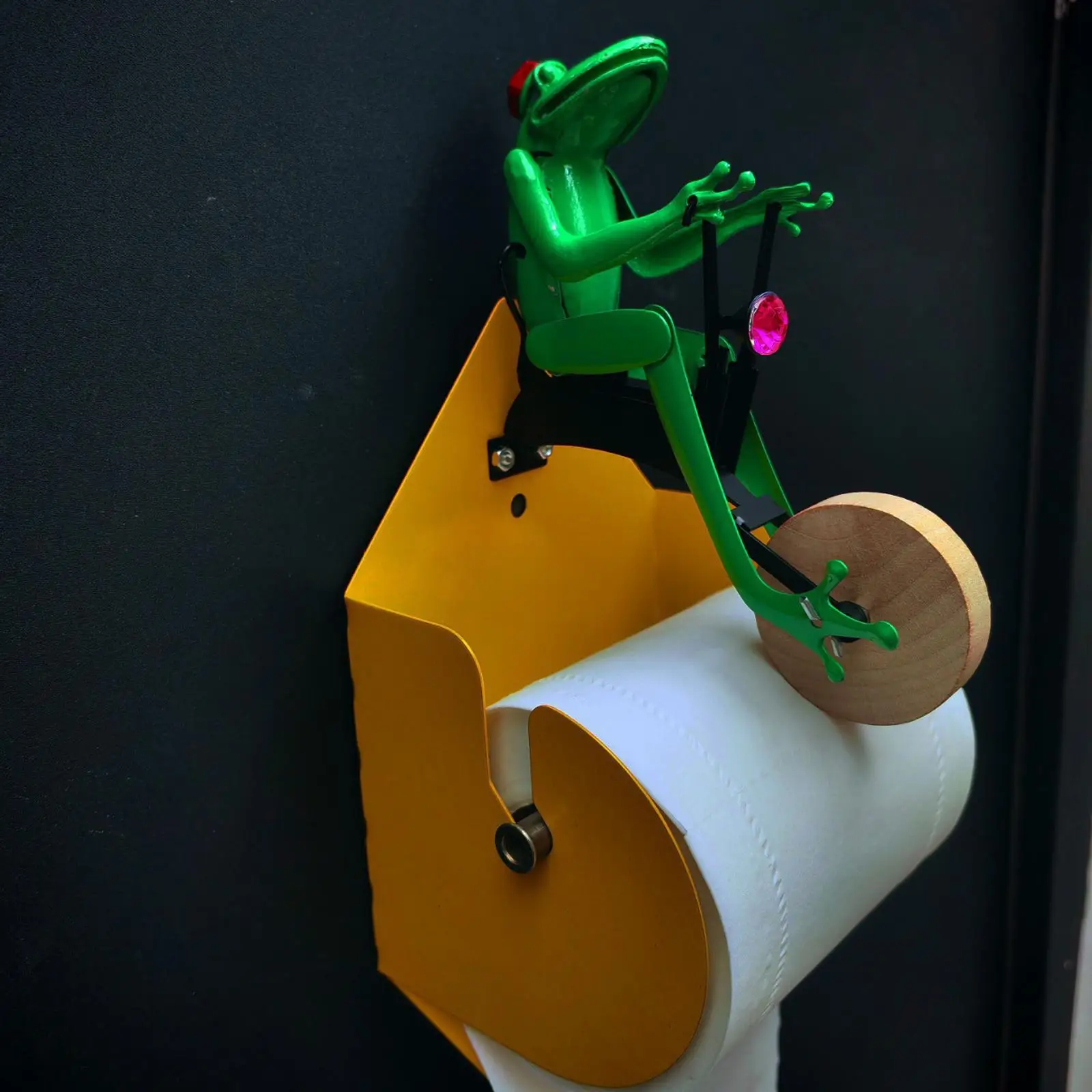 

Creative Toilet Paper Holder Unique Frog Bathroom Accessory Frog Tissue Holder for Restaurant Hotel Kitchen Bathroom Decoration