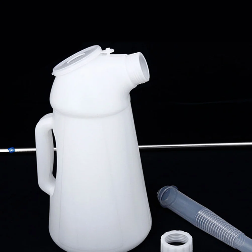 

Стильная масляная банка емкостью 5 л с носиком Ручная масленка для двигателя автомобиля Легко заправляемая на открытом воздухе для домашнего использования Прецизионная масляная банка с носиком