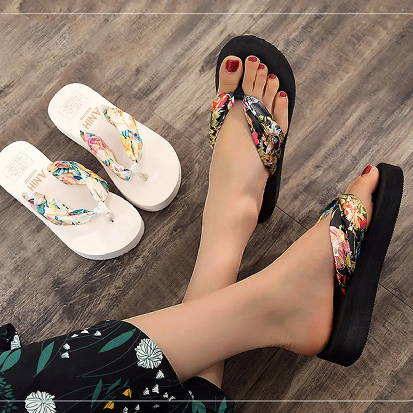 Fashion Lady Slippers Shoes Retro Womens Summer Flip Flops Casual Slippers Flat Sandals Beach Open Toe Flat Slippers for Women