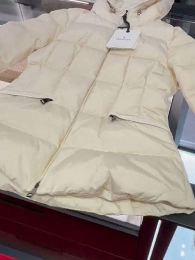 Cappotto invernale da donna Ele White Puffer Jaet con dettaglio ingombrante in vita Capispalla coreano con cappuccio