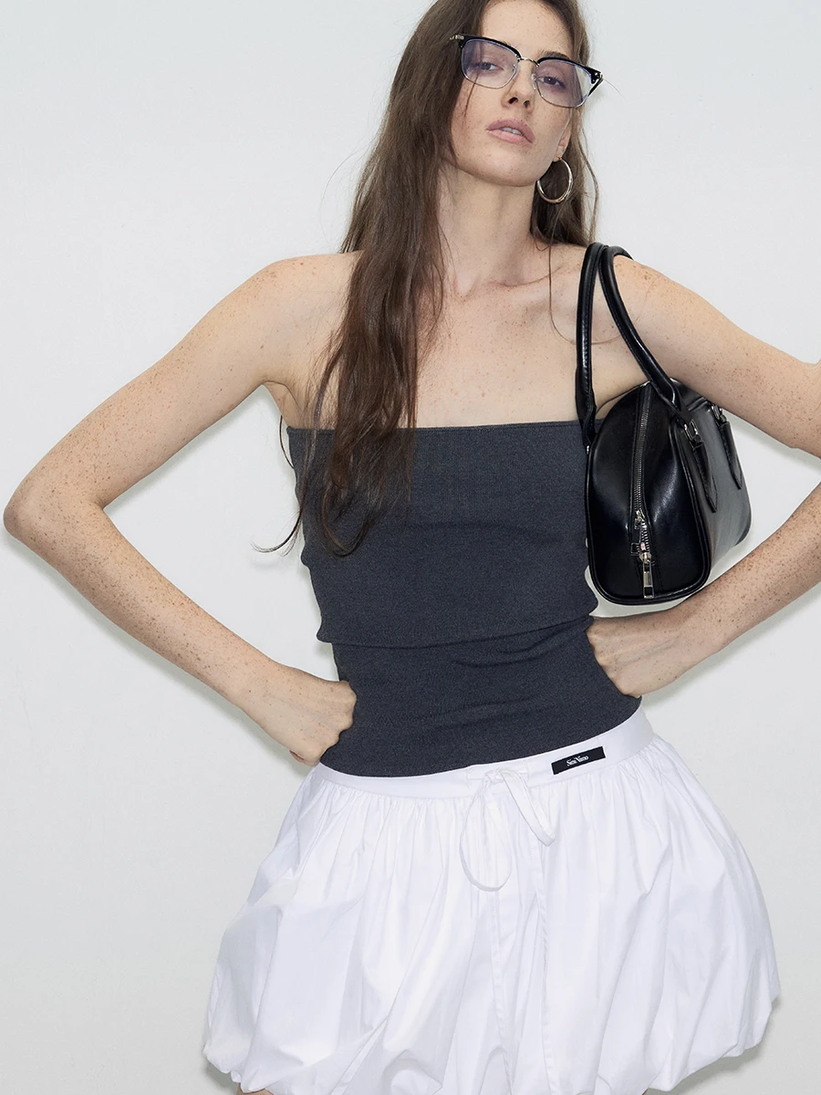 

Вязаный топ-бюстье DeeSicile для похудения с высокой эластичностью и декоративной отделкой, подходит для ношения как верхняя одежда или для многослойных образов.