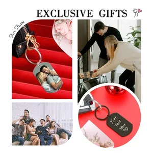 شخصية الصورة زوجين سلسلة المفاتيح هدية عيد ميلاد لصديقها سلاسل مفاتيح محفورة بالليزر من الفولاذ المقاوم للصدأ مع نص على الوجهين أفضل 10 هدايا تذكارية بسيطة لتاريخ الزوجين - رقم 10