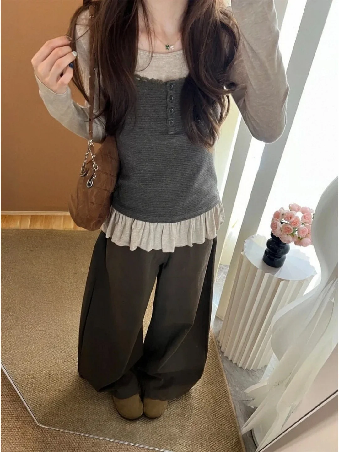 Korean Style Long Sleeve T-Shirt Women's Gentle Splicing Lace Hemline Fake Two-Piece Soft And Beautiful Top for Autumn