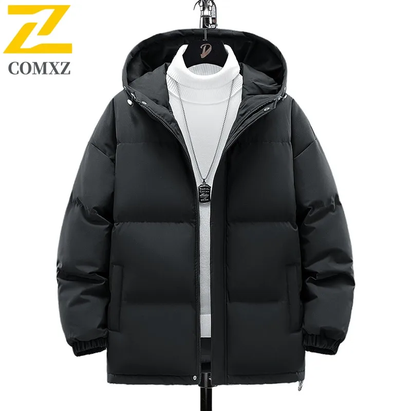 

COMXZ Мужское пальто Parker, брендовая роскошная свободная куртка с капюшоном в японском стиле, уличная дорожная зимняя куртка, 2025 г., снежное минималистское стеганое пальто