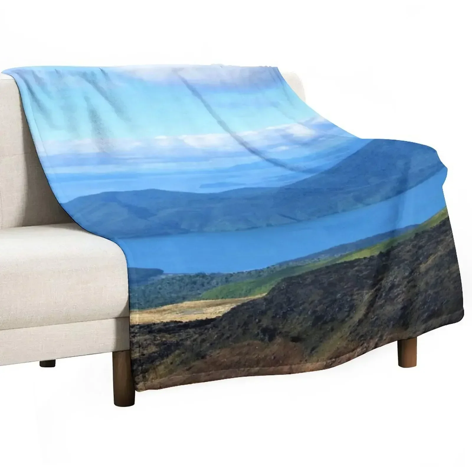 Tongariro Crossing View Towards Lake Taupo New Zealand Throw Blanket Sofas Decoratives Sofa Quilt Hairys Retros Blankets
