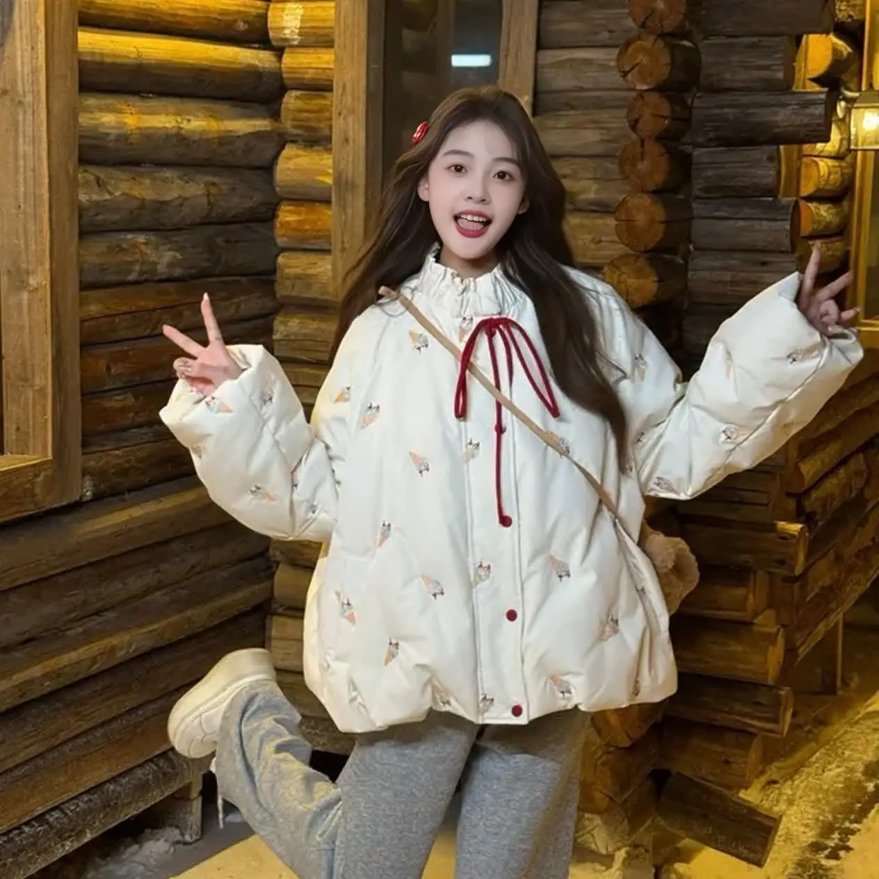 

Faionable Comfortable Soft Embroidered ort Plu Jaet Men's Cotton Clothes Stand Fit Thin Winter Daily Wear PU Material