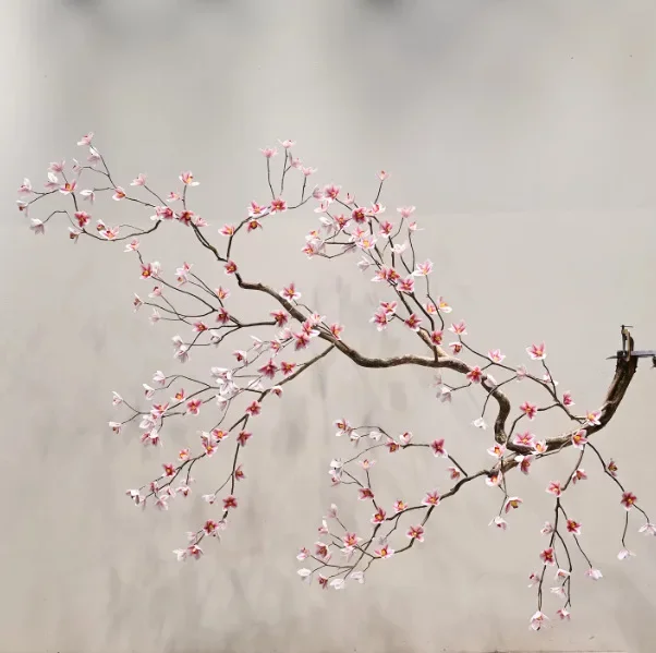Simulated magnolia hanging upside down fake flower tree landscape indoor roof landscaping high-end ceiling wall decoration