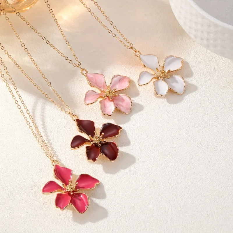 Elegant Fashionable Flower Pendant Necklace, White Enamel Petals Multifunctional Accessory for Women's Casual Formal Occasions