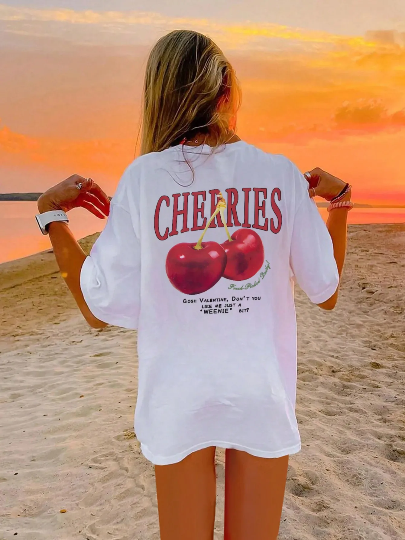 Grafik-T-Shirts mit Kirschen und Slogans für Damen, kurzärmeliges T-Shirt, lässige, lockere Oberteile, modische Outfits, geeignet für den täglichen Urlaub