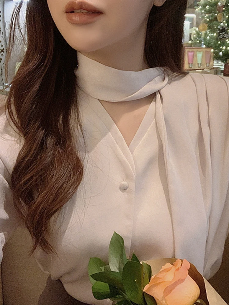 

Ele V-Ne irt Women's Korean Sle Spring Design Hanging Ne Belted Base irt Sli Underwear Top