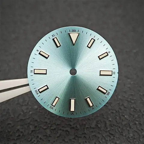 सनबर्स्ट घड़ी डायल रोमन अंकों के साथ जड़ी हरी चमकदार डायल NH35/8215/2836 मूवमेंट घड़ी सहायक उपकरण के लिए कोई दिनांक विंडो नहीं 8 best sales एनएच35ए डायल - №8