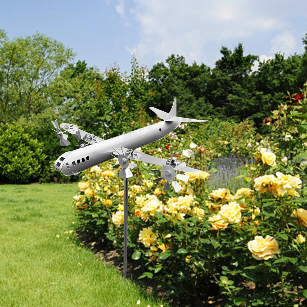 Metal Airplane Windmill 3D Super Fortress Aircraft Windmill Iron Airplane Windmill Sculpture for Outdoor Garden Decoration