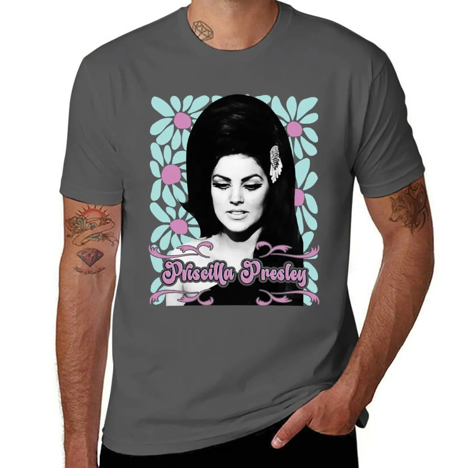 

presley priscilla T-Shirt Holiday All Match T-Shirt