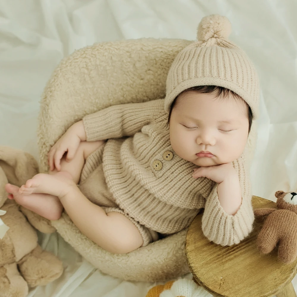 Knitted Newborn Boy Clothes Baby Photography Props Long Sleeve Baby Jumpsuit with Pom Pom Hat Beige Newborn Outfit Photo Props