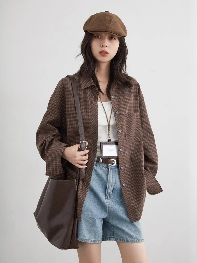 Women's Retro Plaid Embroidered Button-Up Shirt - Loose Fit