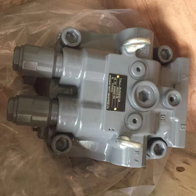 4610138 4616985 ZX200-3 ZX210-3 ZX240-3 hydraulic motor M5X130CHB-10ASwing Motor