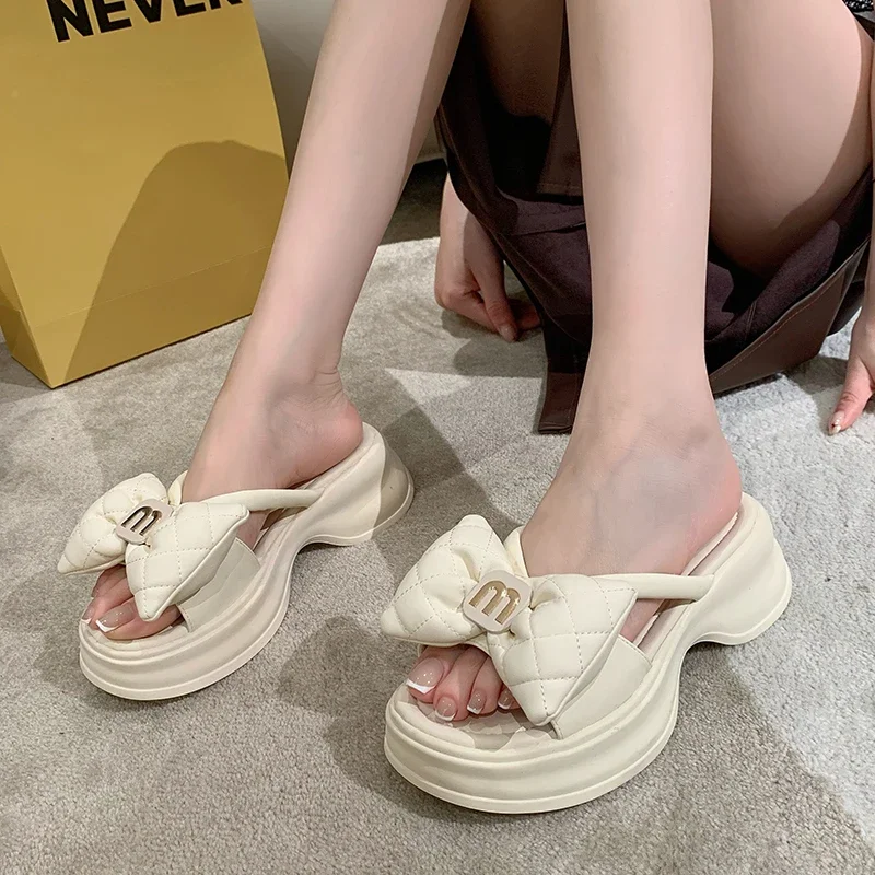 2024 New Korean Edition Casual Beach Shoes Versatile Thick Sole Sandals Women's Shoes Bow Slippers Women's Outwear Summer