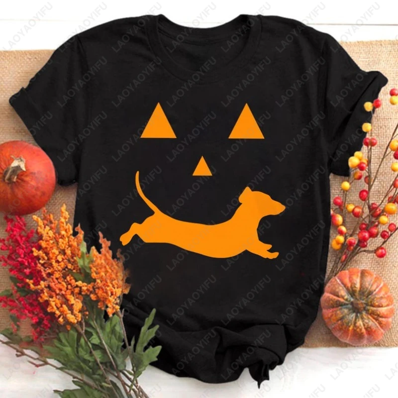 

Dachshund and Halloween Classic Cotton TShirt Men Women Dog Lover Pet Owner Gift Clothing Simple All Saints' Day Novelty Tees