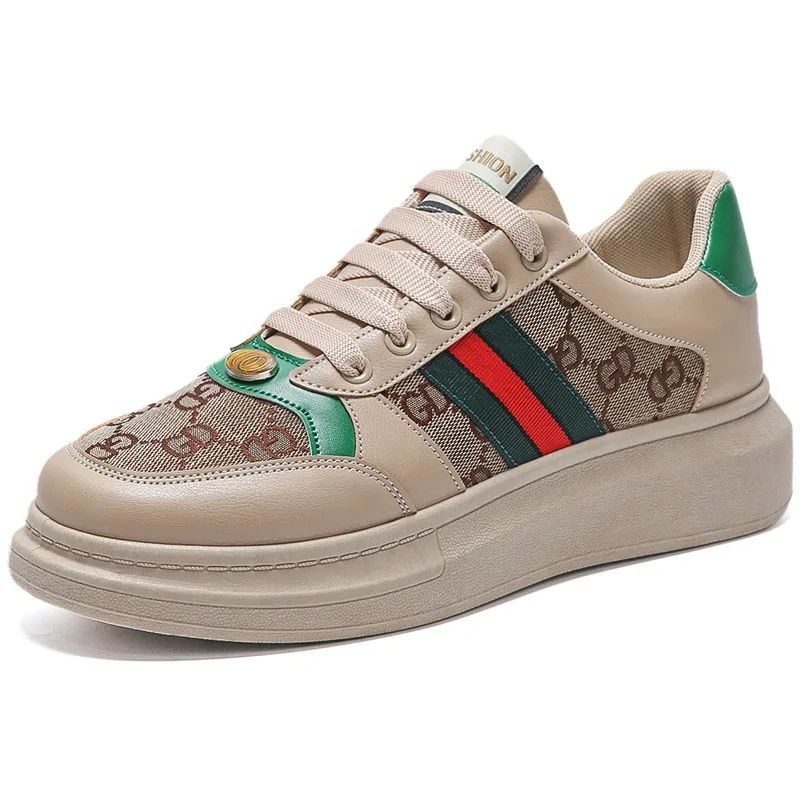 2024 Spring and Autumn Korean Edition New Men\'s Thick Bottom Non slip Breathable White Casual Student Board Shoes