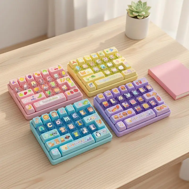 Keyboard Keycap Clicker Fidget Keychain 26 Grid Portable Stress Relief Sensory Toy for Teen Student School Time Kill