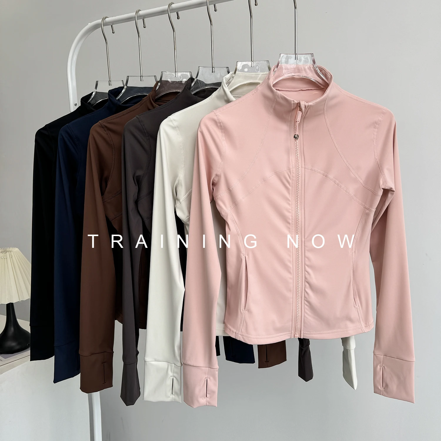 

Yoga clothing for women 2025 new slim-fitting quick-drying sports jacket running training Pilates fitness clothing long-sleeved