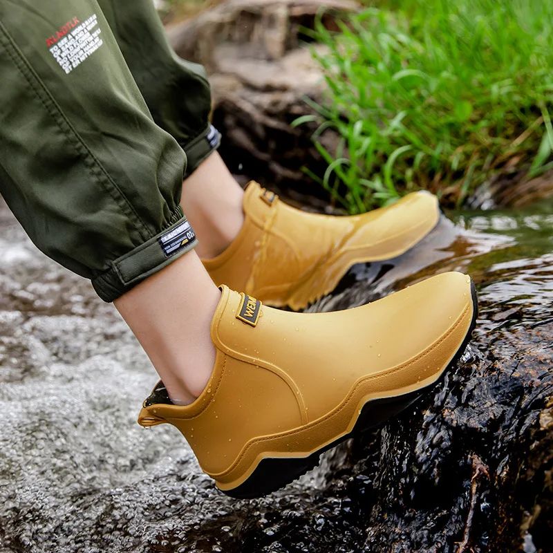 New Men's Fashion Non-slip Ankle Rain Boots Outdoor Short Slip-on Rainboots Kitchen Work Boots Water Shoes Wellies For Lovers