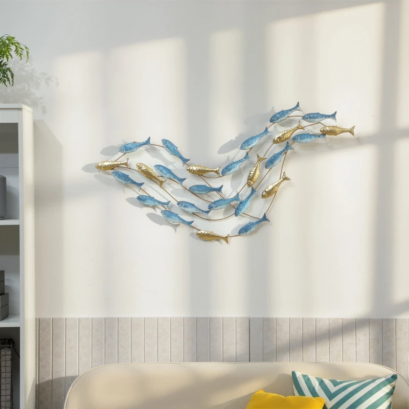 Hellblaue, rostfreie Metall-Wandkunst im Fisch-Design – Moderne und elegante Dekoration für den Außen- oder Innenbereich – Platzsparend für Wohnzimmer, Garten oder Terrasse – Einfach aufzuhängen –
