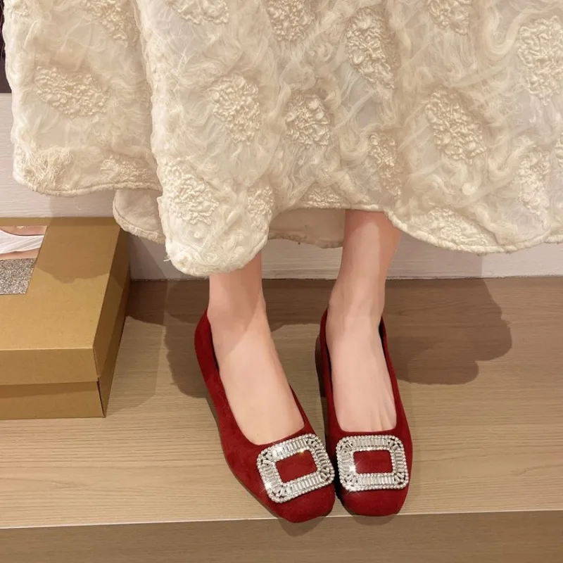 

Retro French Style Rubber Heel Square Toe Slip-On Shoes Upper Black Diamond Embellished Low Cut High Heel Shoes