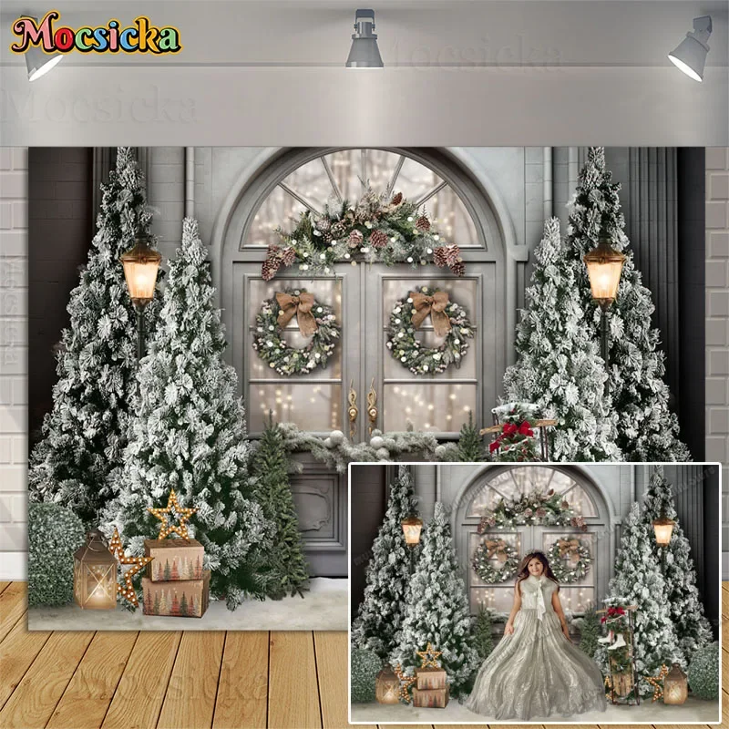 Fondos Fotográficos de Bosque de Árboles de Navidad, Puerta Blanca Retro, Invierno Nevado, Retrato Infantil, Photocall, Fondo Navideño para Estudio Fotográfico