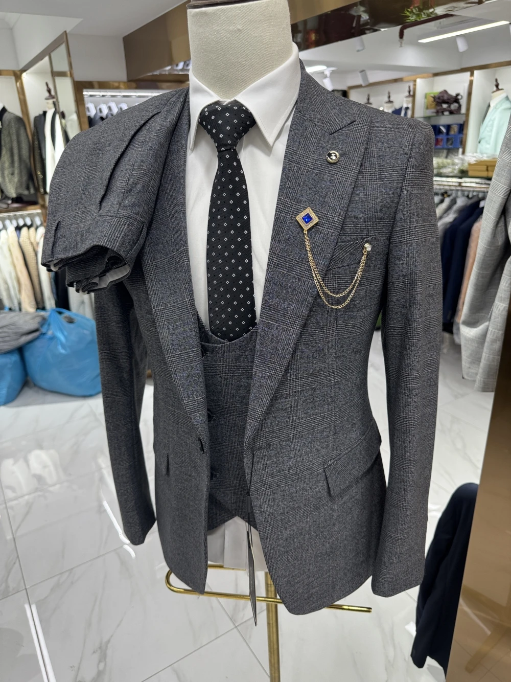 Formal 3-pieces Groom Wear Fashionable Suit Jacket Vest Pants Handsome Casual Business Negotiation Office Set High Quality