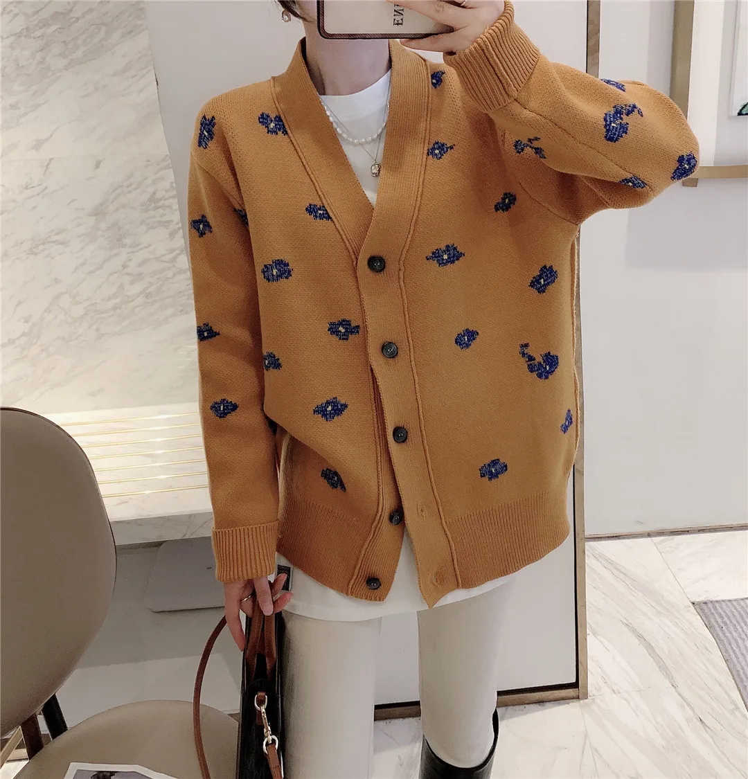 Tailor-made Blue Floral Loose Knitted Cardigan for Women, High-street Long Casual Sweater Coat for Fall/Winter