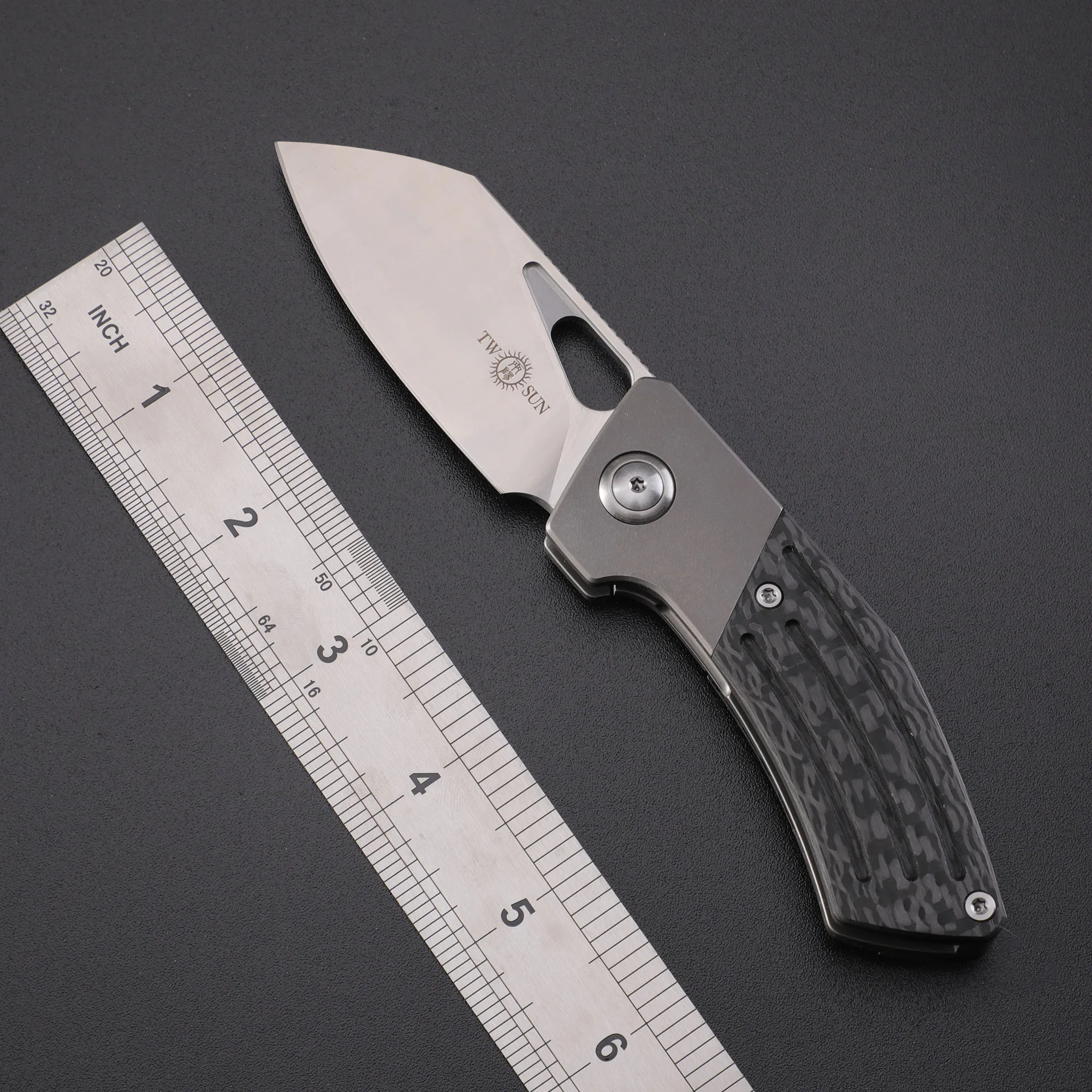 TWOSUN TS154 Titanium+carbon fiber Handle Folding Knife D2 Ball Bearings Outdoor Camping Survival Hunting EDC Tool