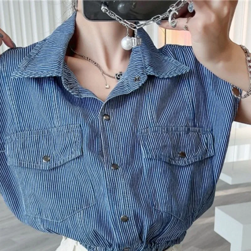 Imagem -02 - Camisa Feminina Solta de Cintura Alta Gola Virada para Baixo Botão Patchwork Tops Curtos e Finos Cor Sólida Moda Verão 2024