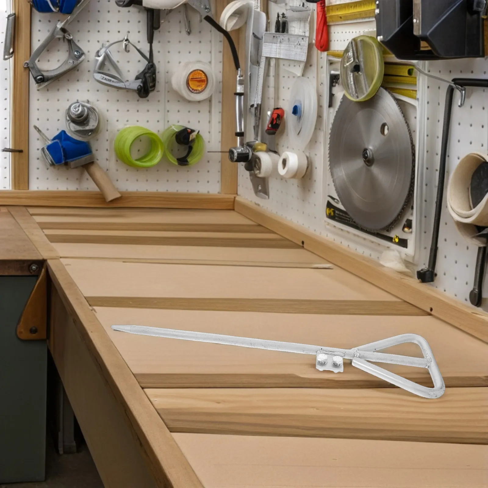 

Промышленный оцинкованный заземляющий стержень: простая установка для бытовой электробезопасности и наружных инженерных работ