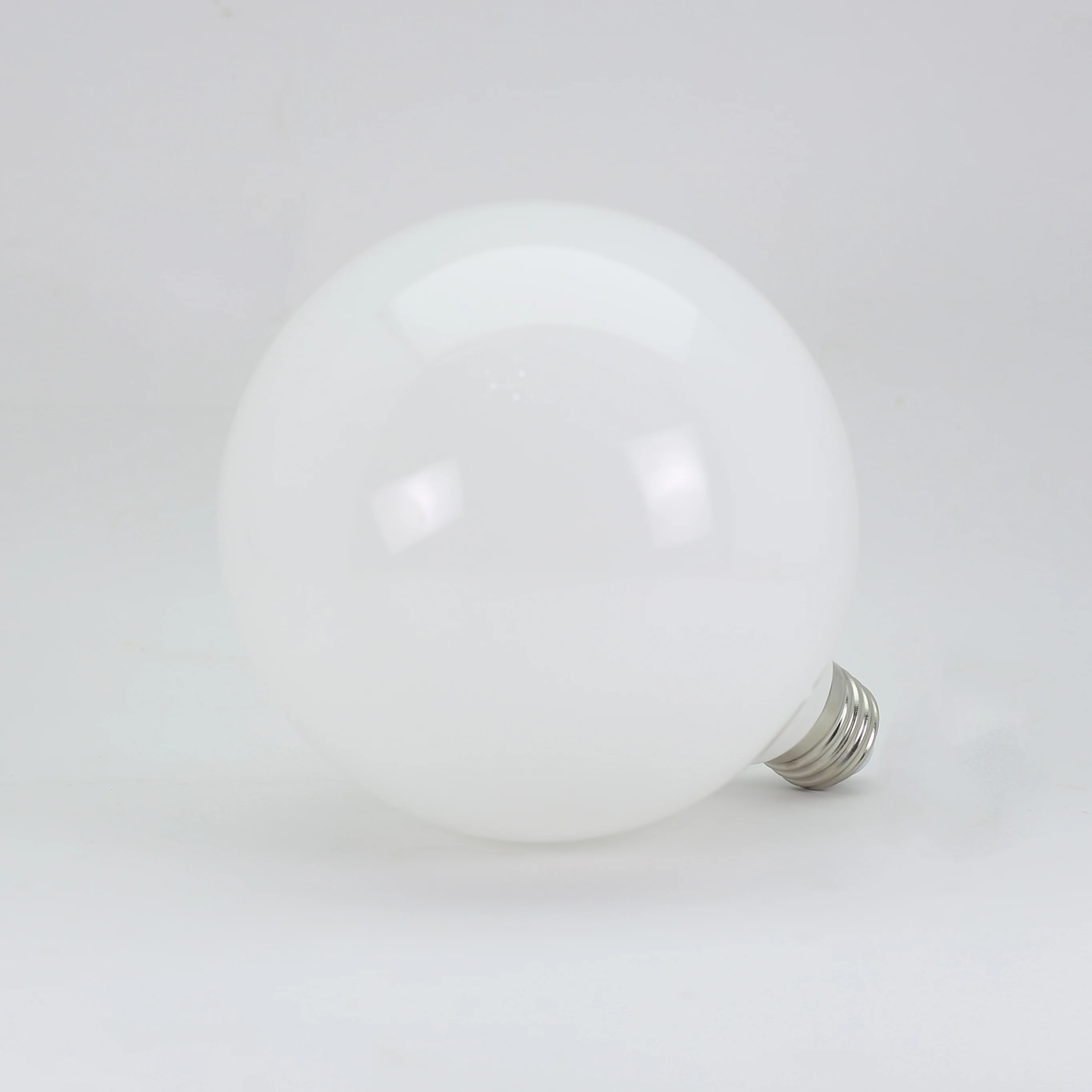 Imagem -02 - Lâmpada Led de Poupança de Energia Lâmpada Leitosa Iluminação da Sala E27 220v 110v G125 G95 G80 5w Pcs