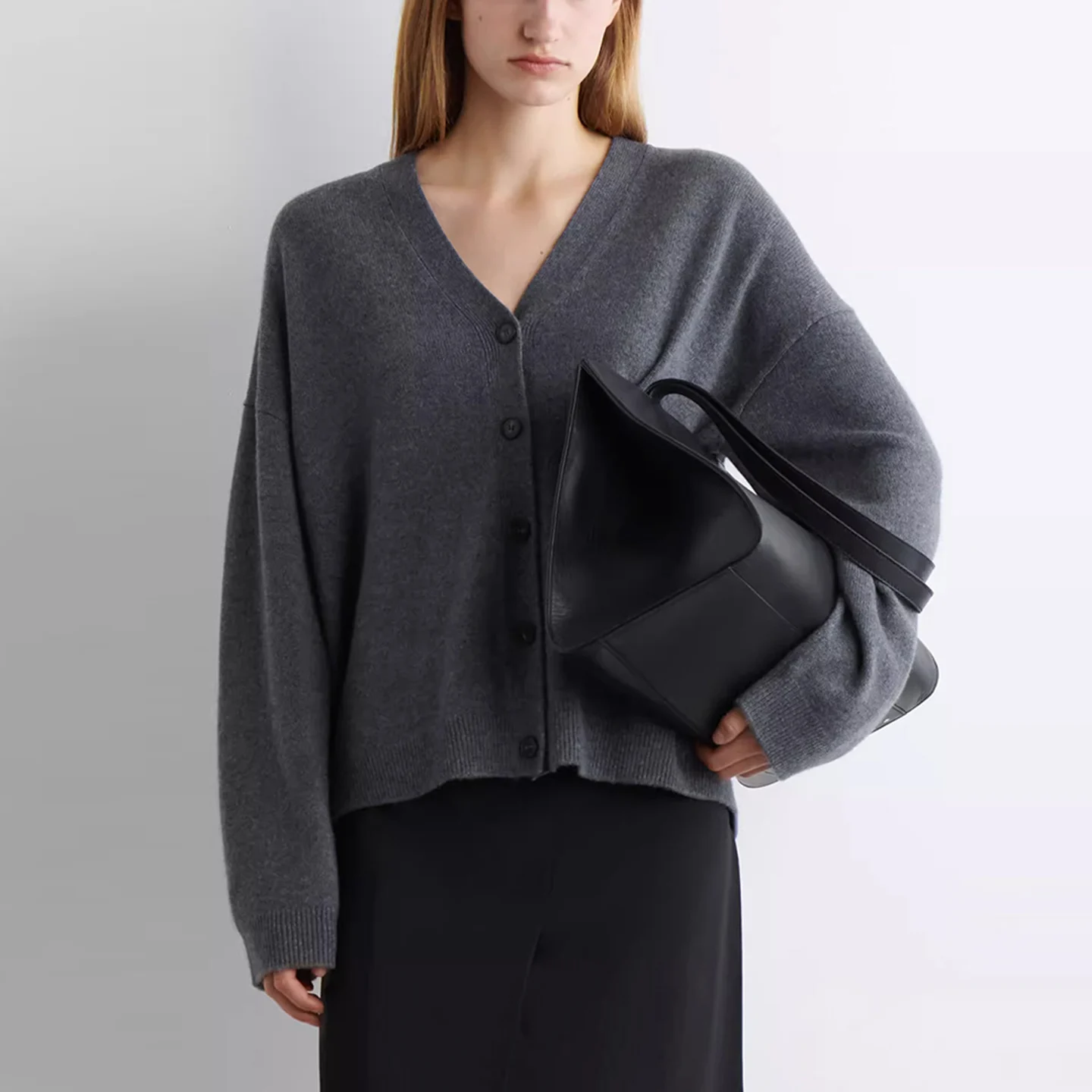 

Sweet Loose V-Ne Knitted Open Cardigan Women's Sle 2025 Autumn New Arrival Z Brand European Sle Loose Fit Knitwear