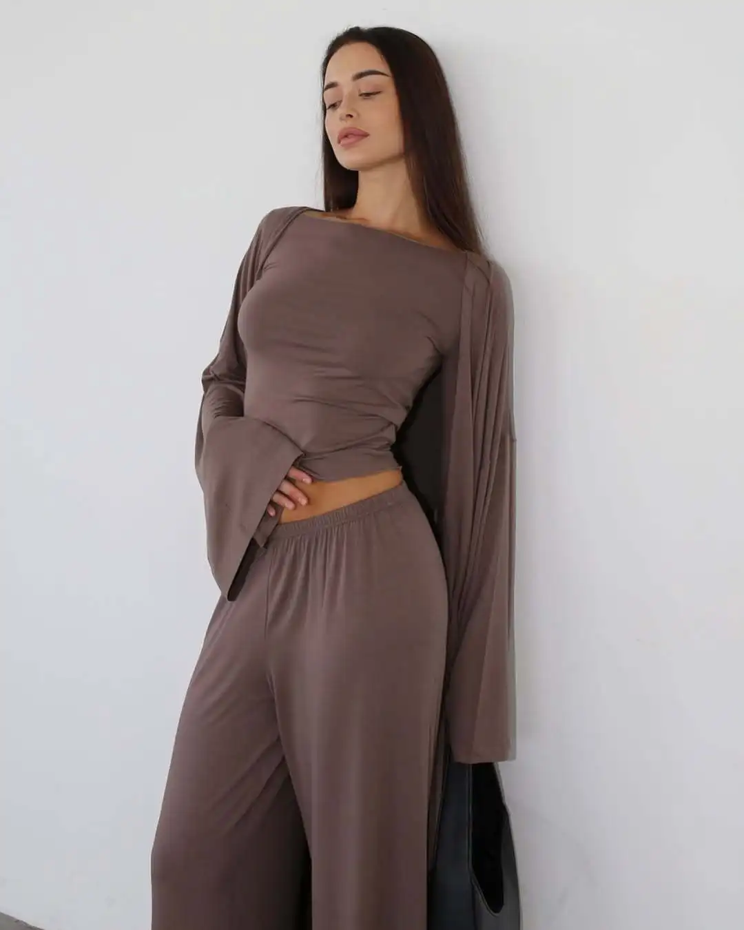 

2025 Fashion Casual Set Women Solid Color Long Sleev Cardigan And Long Sleev Top Match High Waist Wide-Leg Pant Casual 3-Pcs Set