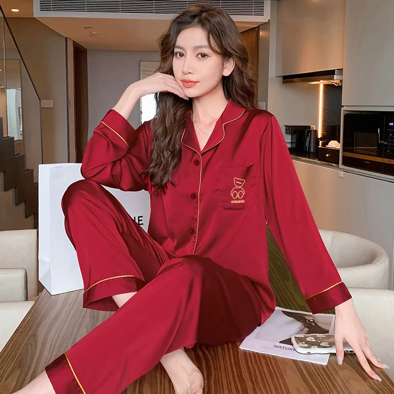 Spring Autumn Women Pajamas Fashion Women\'s New Red Zodiac Bear Print Pijamas Lapel Leisure Sleepwear Satin Silk Home Clothing