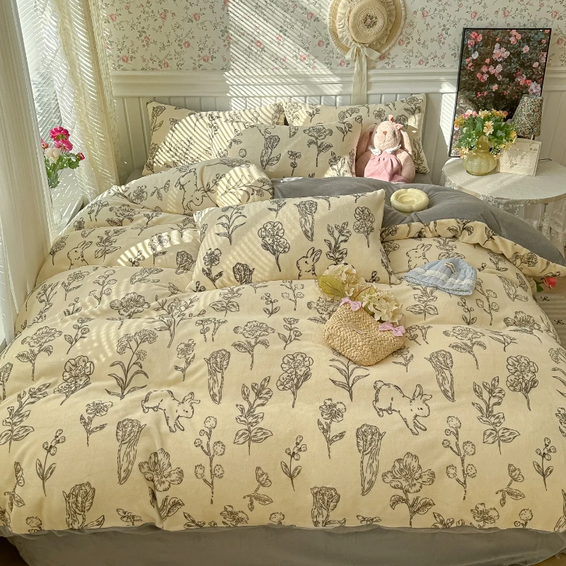 

The 2025 New Kork Reprinted Milk Fleece Duvet Cover Farai Velvet Cartoon Winter Quilt Covers and Bedding Skin-friendly and Soft