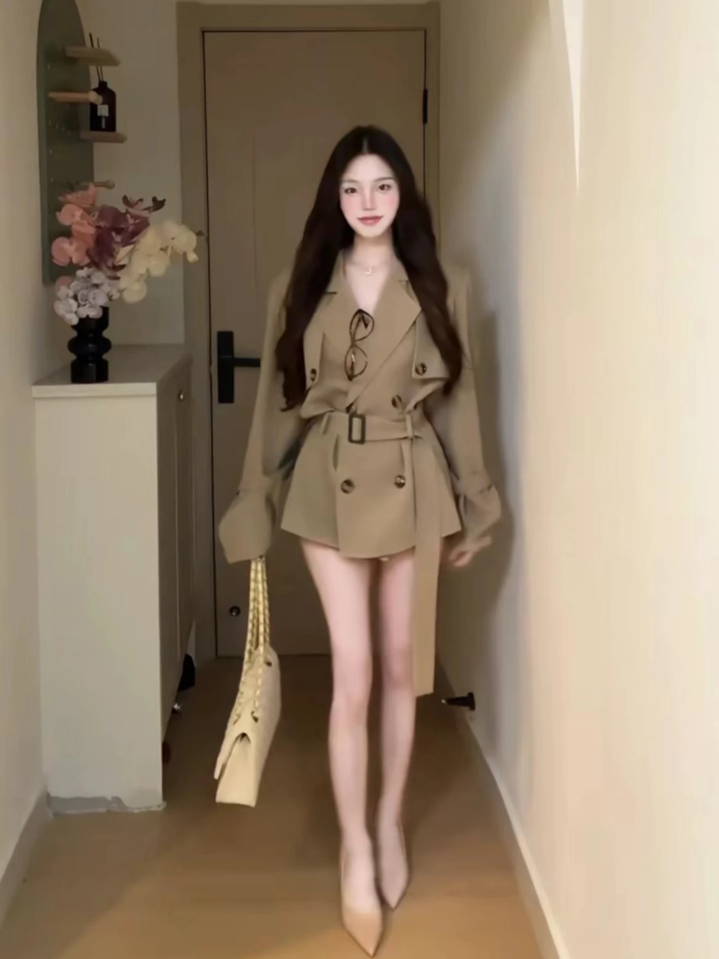 

Женская осенняя ветровка цвета хаки с двубортным воротником-стойкой, поясом на талии, приталенная, в корейском стиле, для повседневной носки