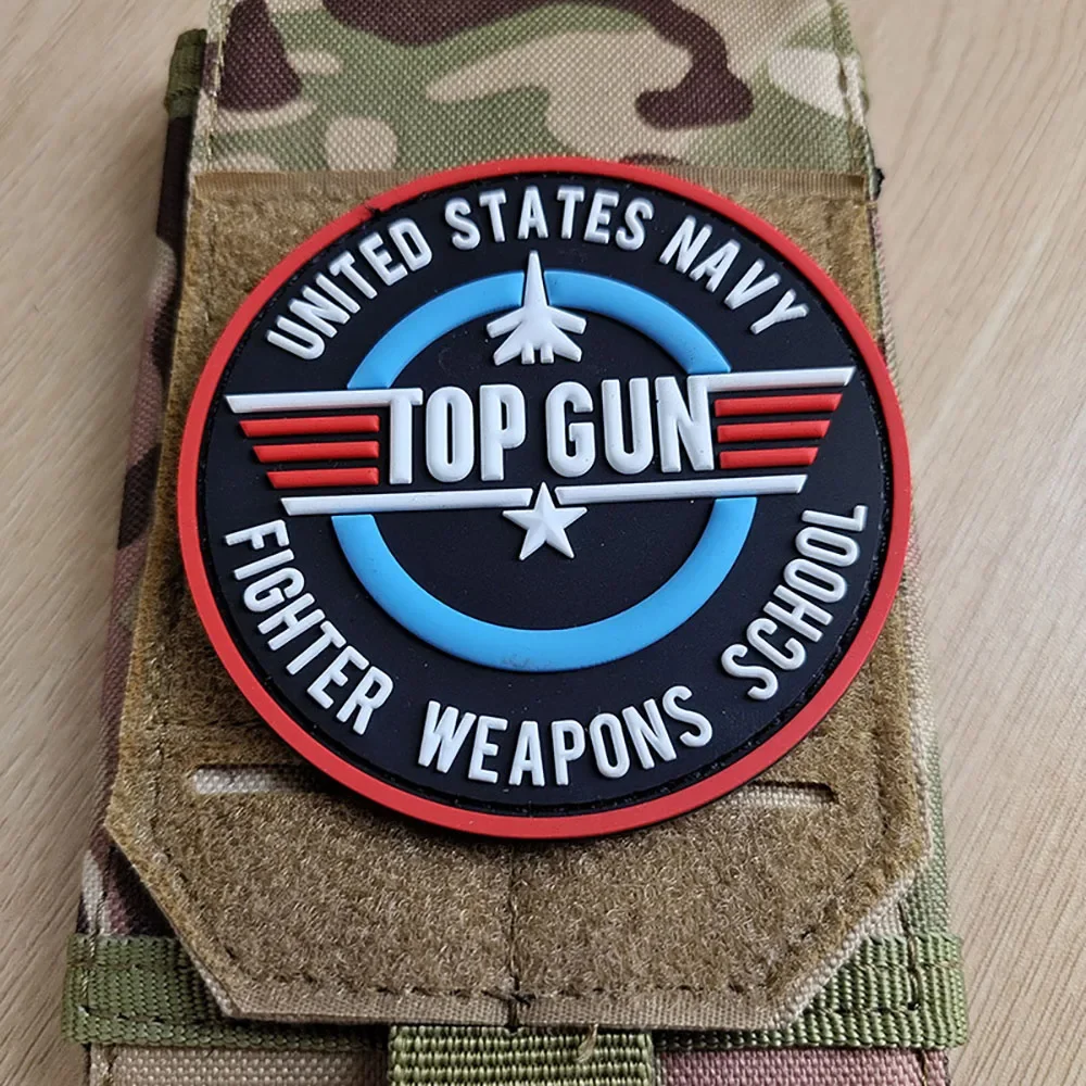 Top Gun Pilot Badge Tactical Morale Badge American Flag PVC Hook and Loop Patches Backpack Decorative Sticker